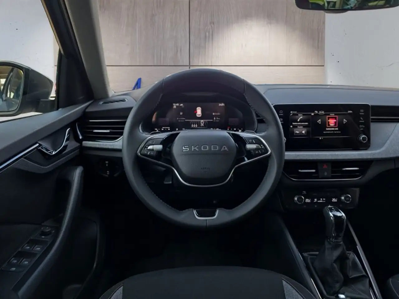 Skoda Kamiq Selection 1,0TSI DSG Kessy/Kamera/Temp/2-Z.Klimaau, миниатюра 13