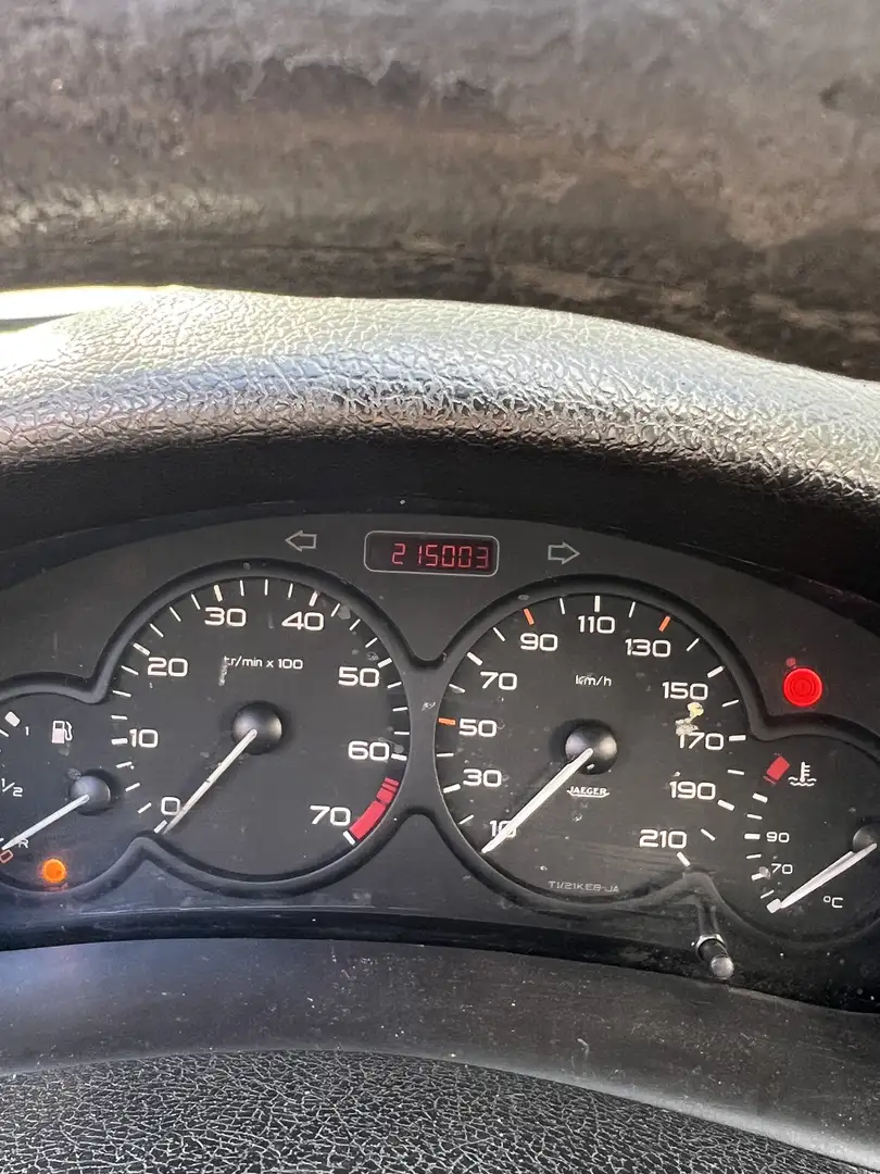 Peugeot 206 1.1i XR - 2