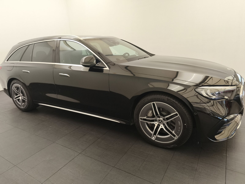 Mercedes-Benz E 200 E 200 T AMG Advanced AHK Fahrassi Plus Ambiente — photo 4