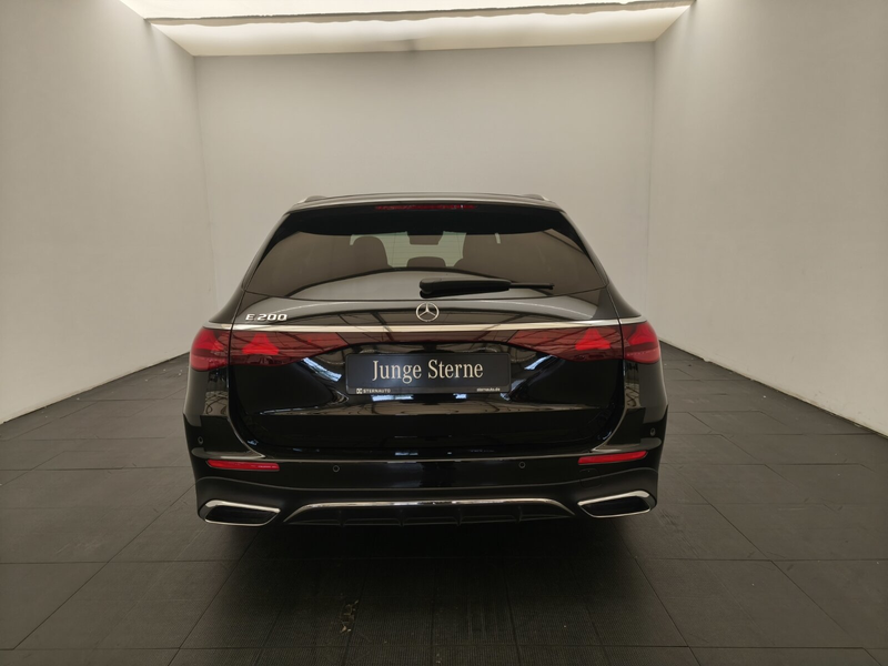 Mercedes-Benz E 200 E 200 T AMG Advanced AHK Fahrassi Plus Ambiente — photo 6