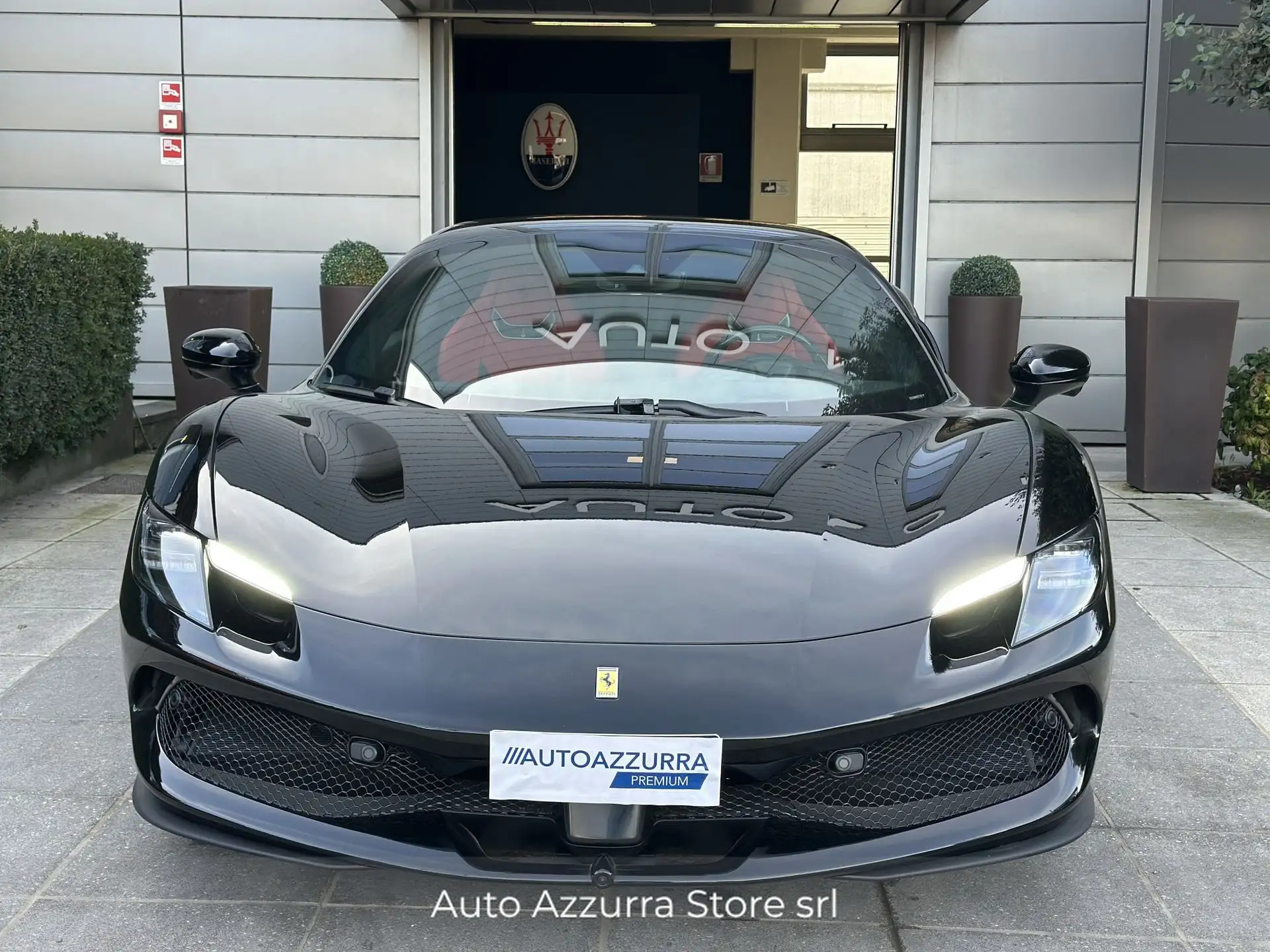 페라리 296 GTS 2024 검정 사진 2