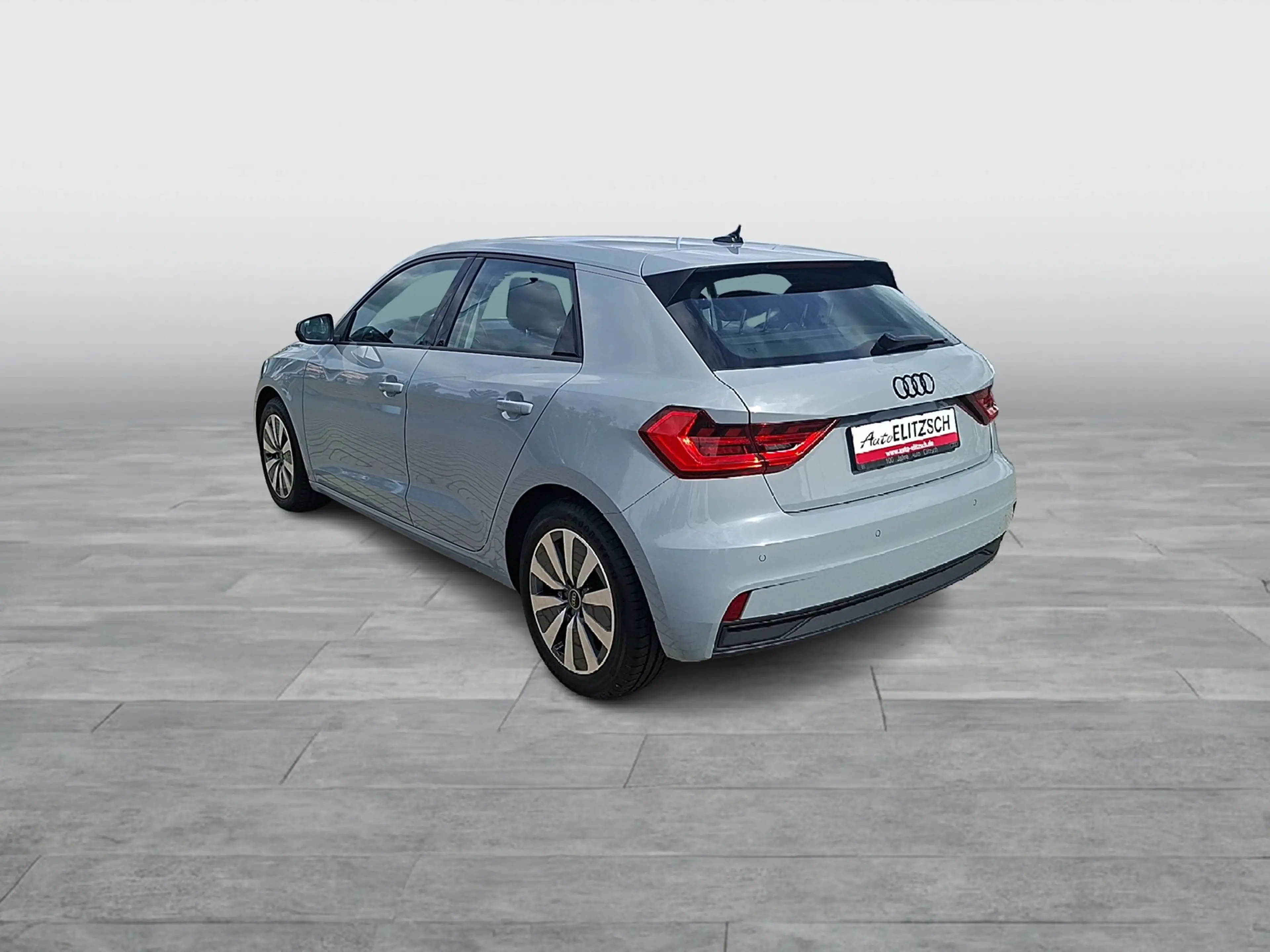Audi A1 Sportback 25 TFSI LED Navi AVC GRA PDC SHZ — photo 3