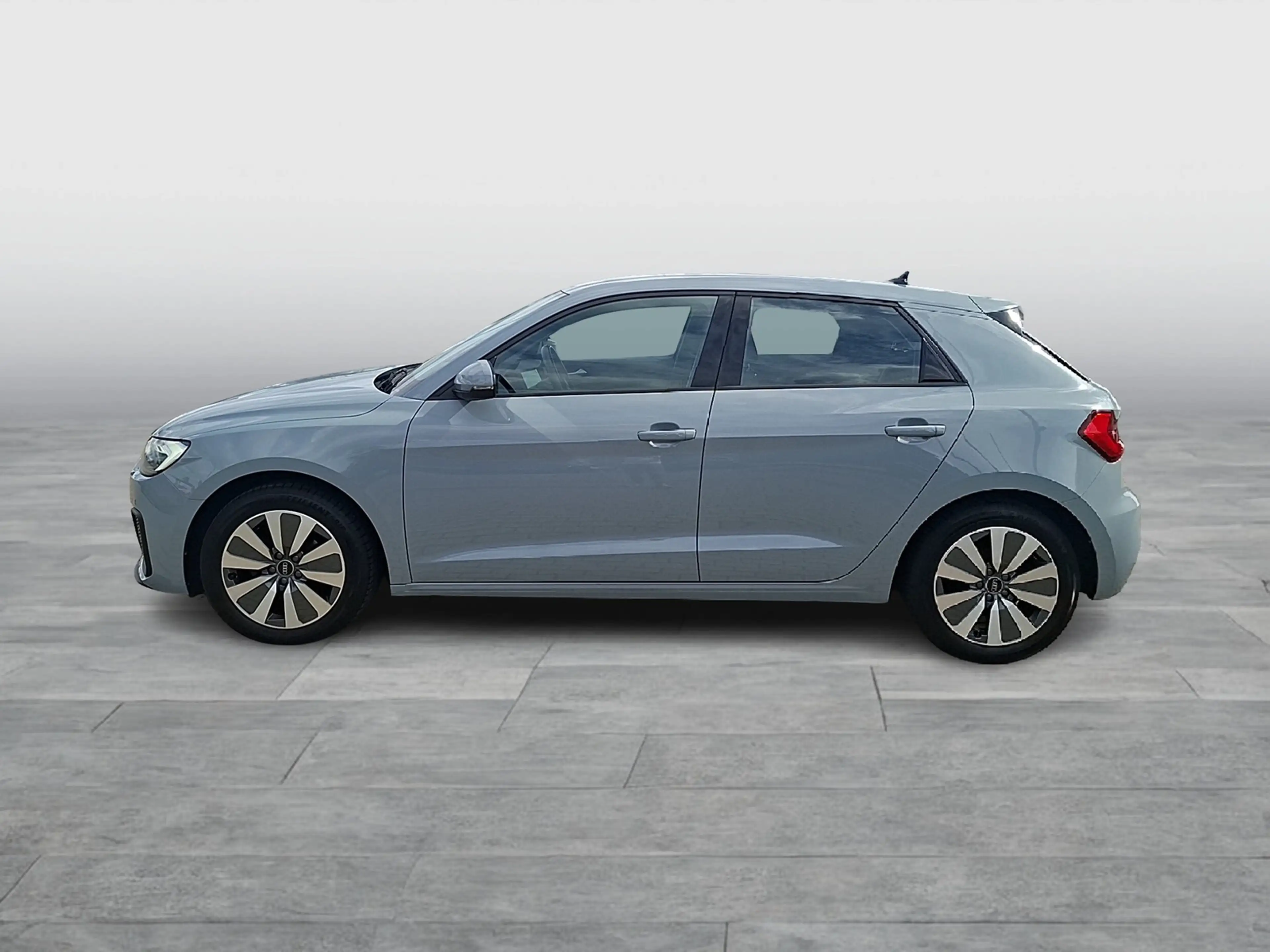 Audi A1 Sportback 25 TFSI LED Navi AVC GRA PDC SHZ — photo 2