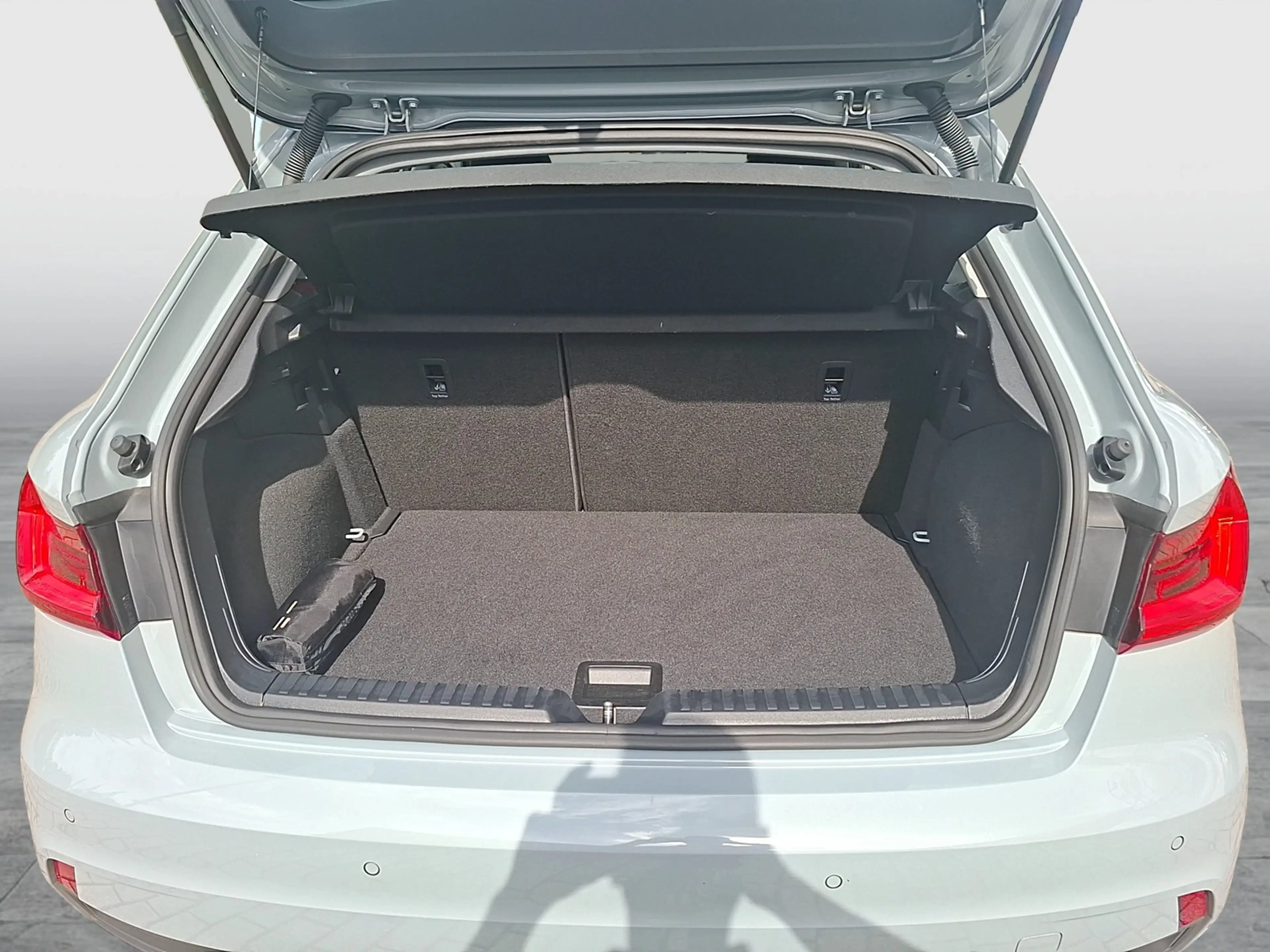 Audi A1 Sportback 25 TFSI LED Navi AVC GRA PDC SHZ — photo 13