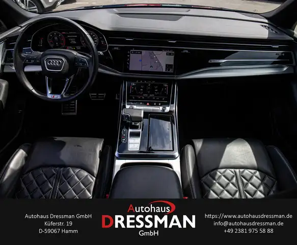 Audi Q7 view 13