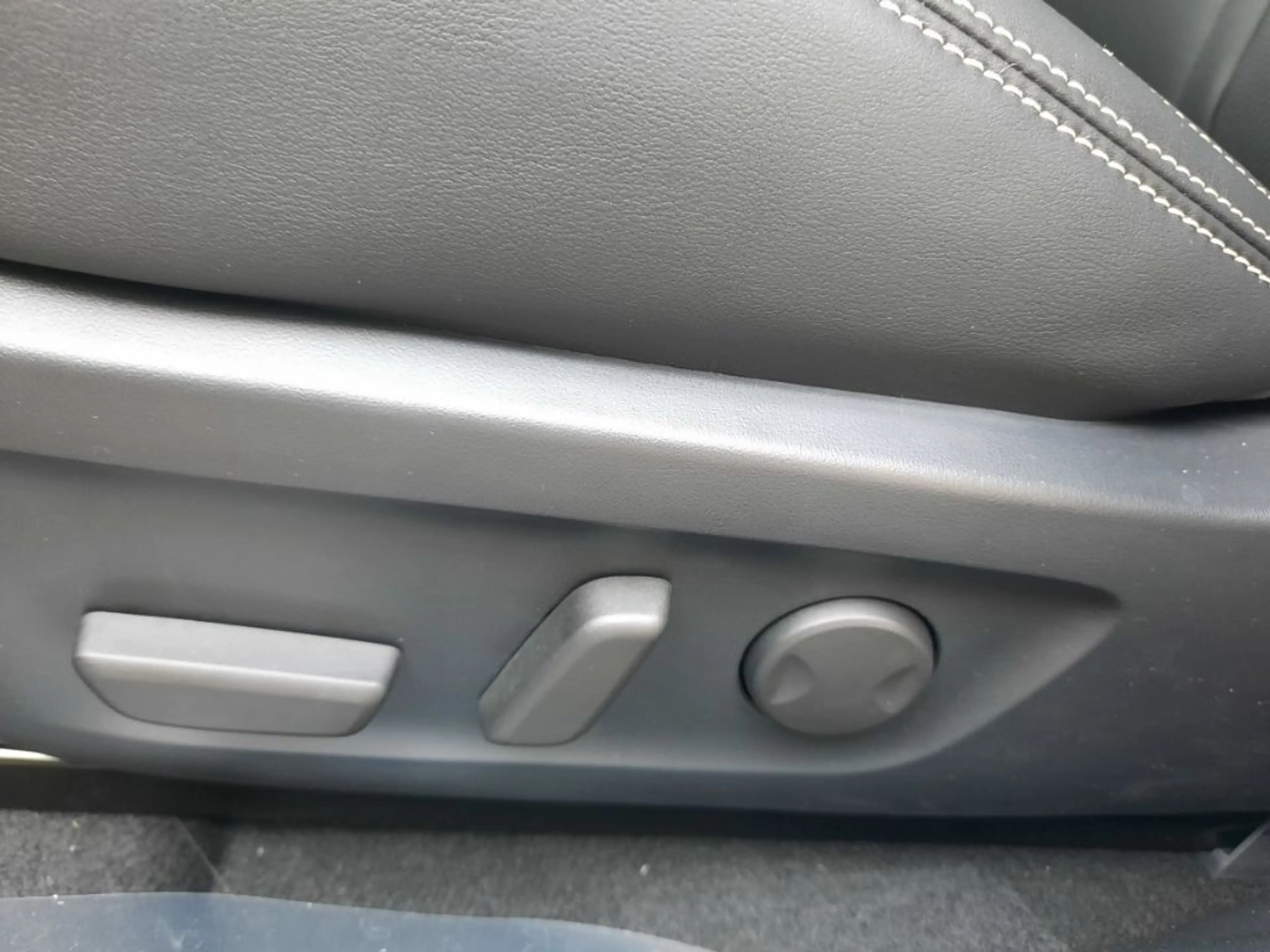 Mazda 6e EV 258ps Takumi HUD LED PANO StandHZG Navi Di — photo 14