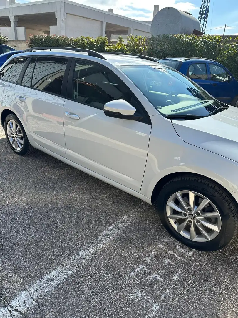 Skoda Octavia Wagon 1.6 tdi Executive 4x4 110cv my16 - 2
