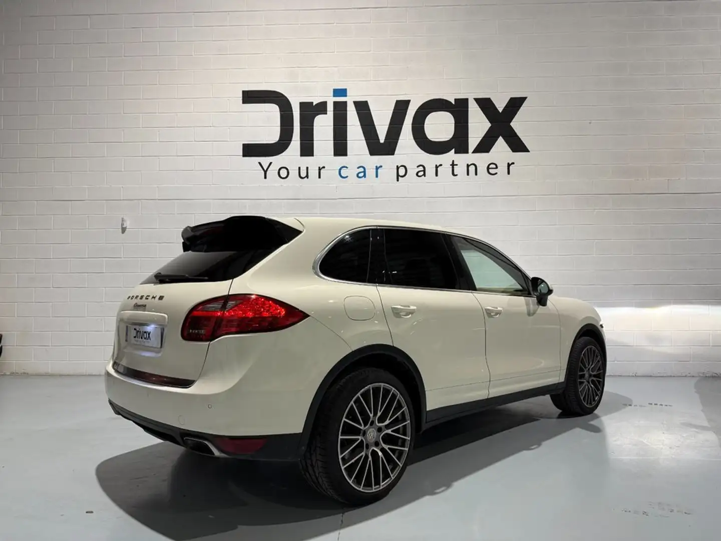 Porsche Cayenne 3.0 TD Tiptronic Bianco - 2