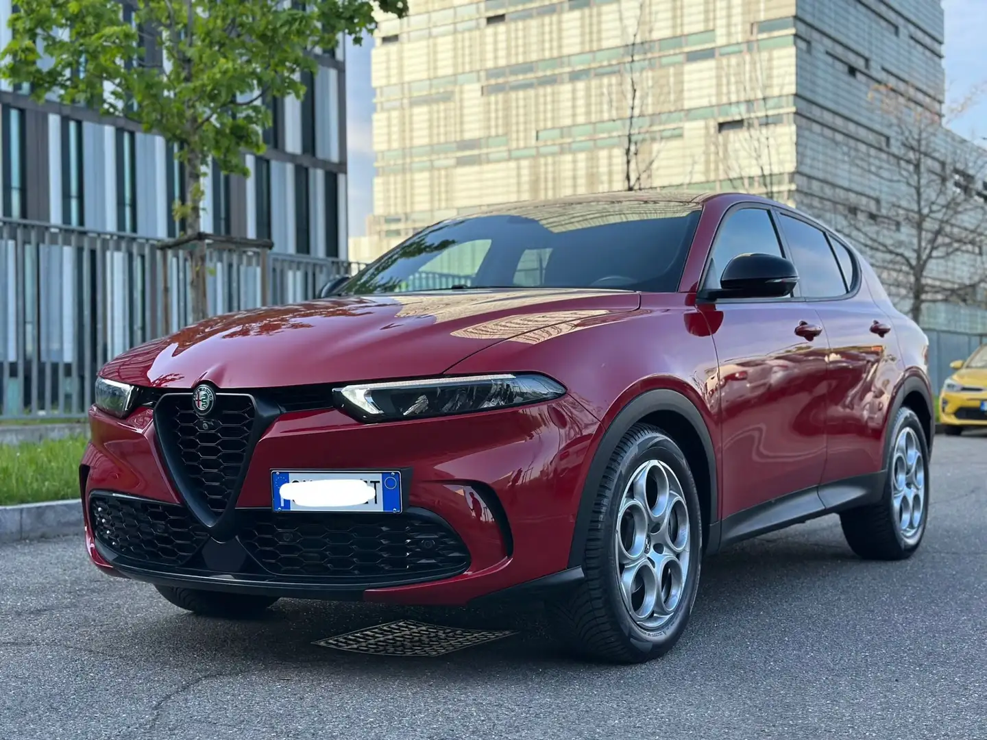 Alfa Romeo Tonale 1.6 diesel 130 CV TCT6 Sprint Czerwony - 1