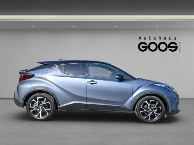 Toyota C-HR view 6