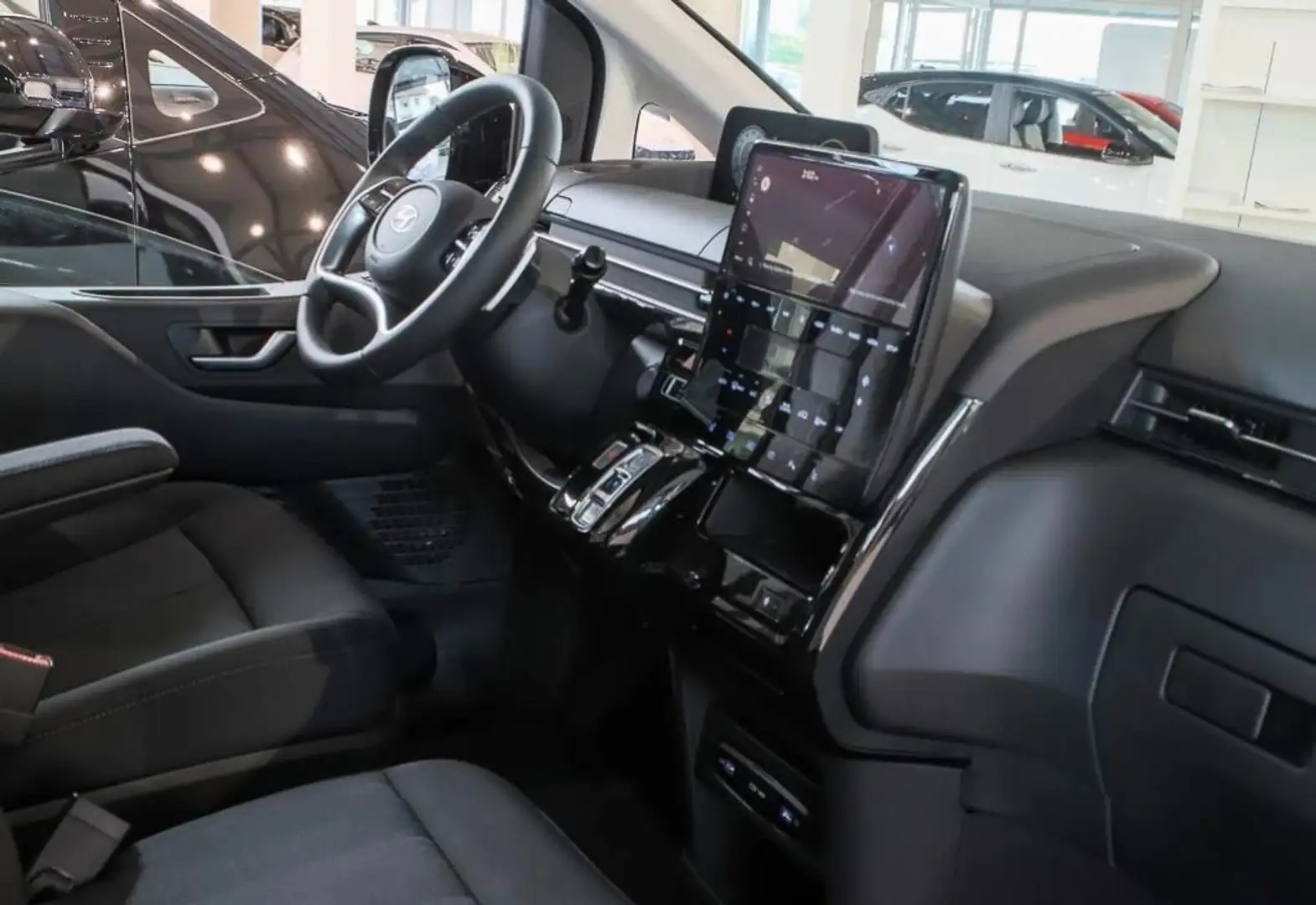 Hyundai STARIA 2.2 AT TREND Bianco - 1