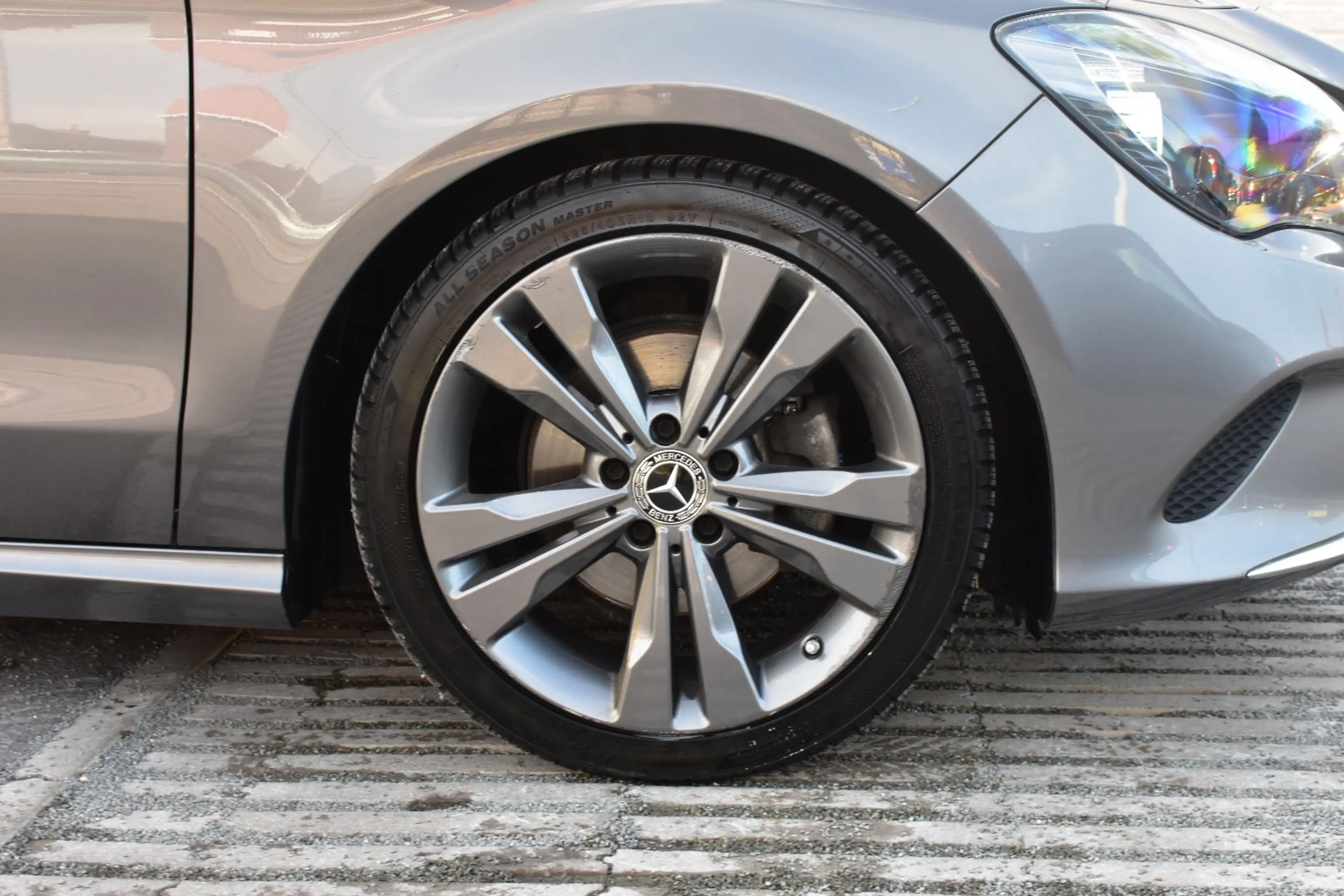 Mercedes-Benz CLA 180 i Navi / Leder / Camera / Garantie — photo 6