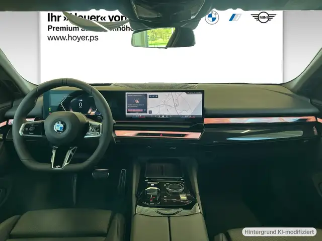 BMW 5 Series view 5