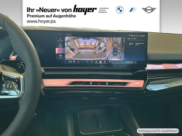 BMW 5 Series view 7