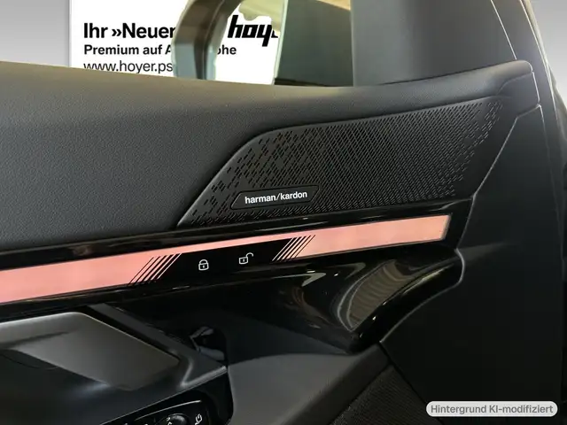BMW 5 Series view 15