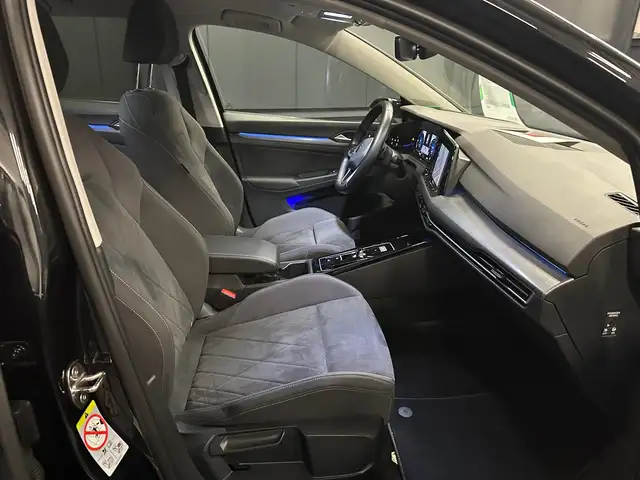 Volkswagen Golf view 9