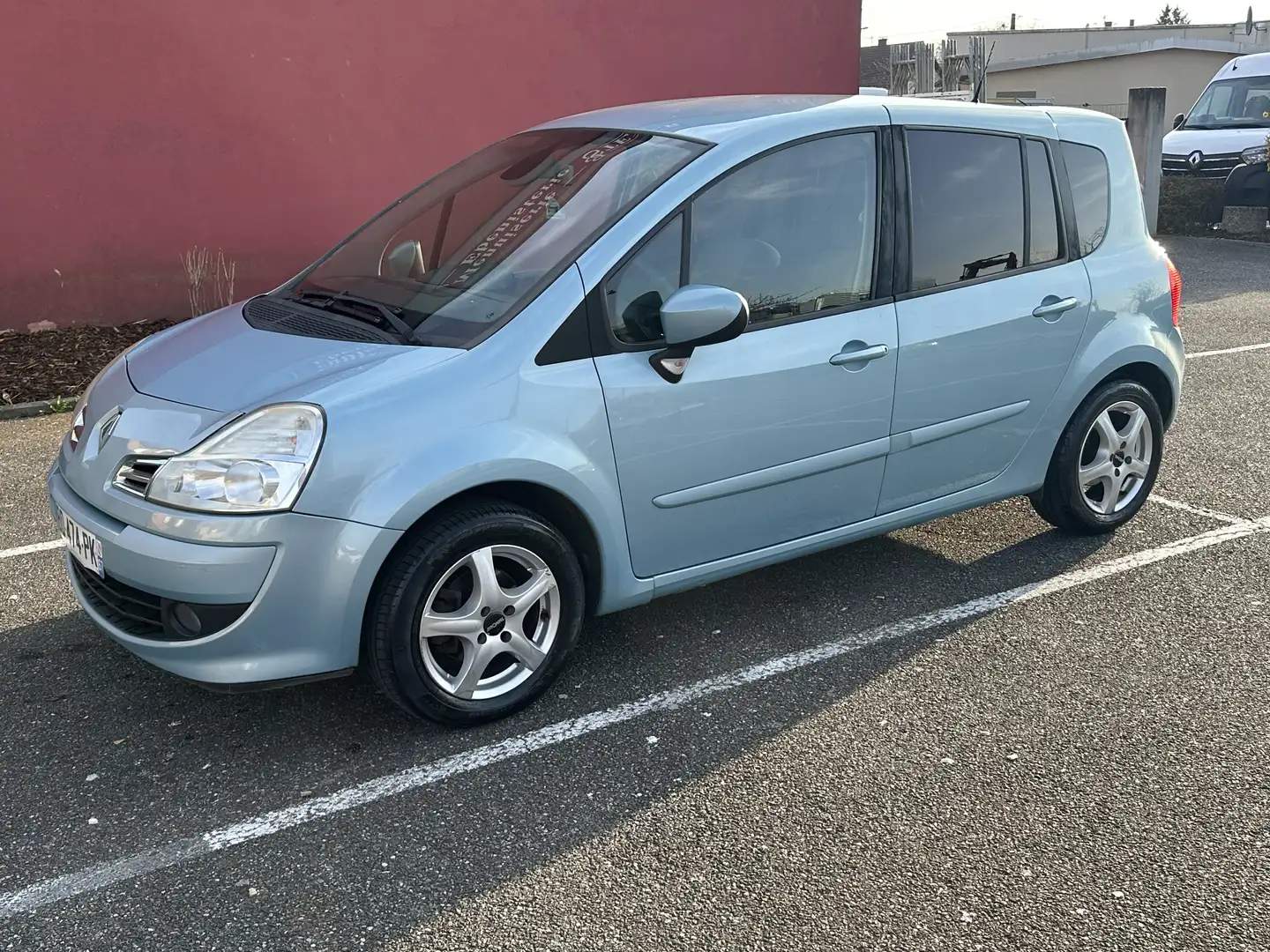 Renault Modus - 1