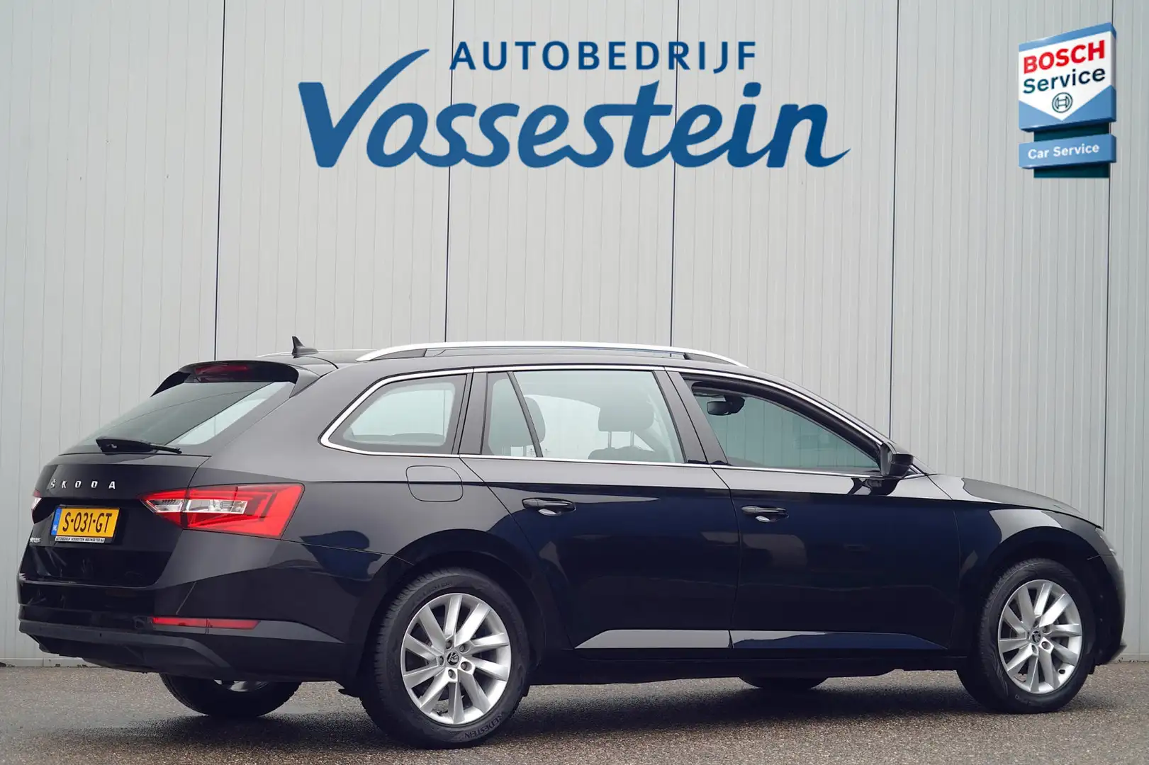 Skoda Superb Combi 1.5 TSI ACT Business Edition / NL-Auto / 48d Noir - 2