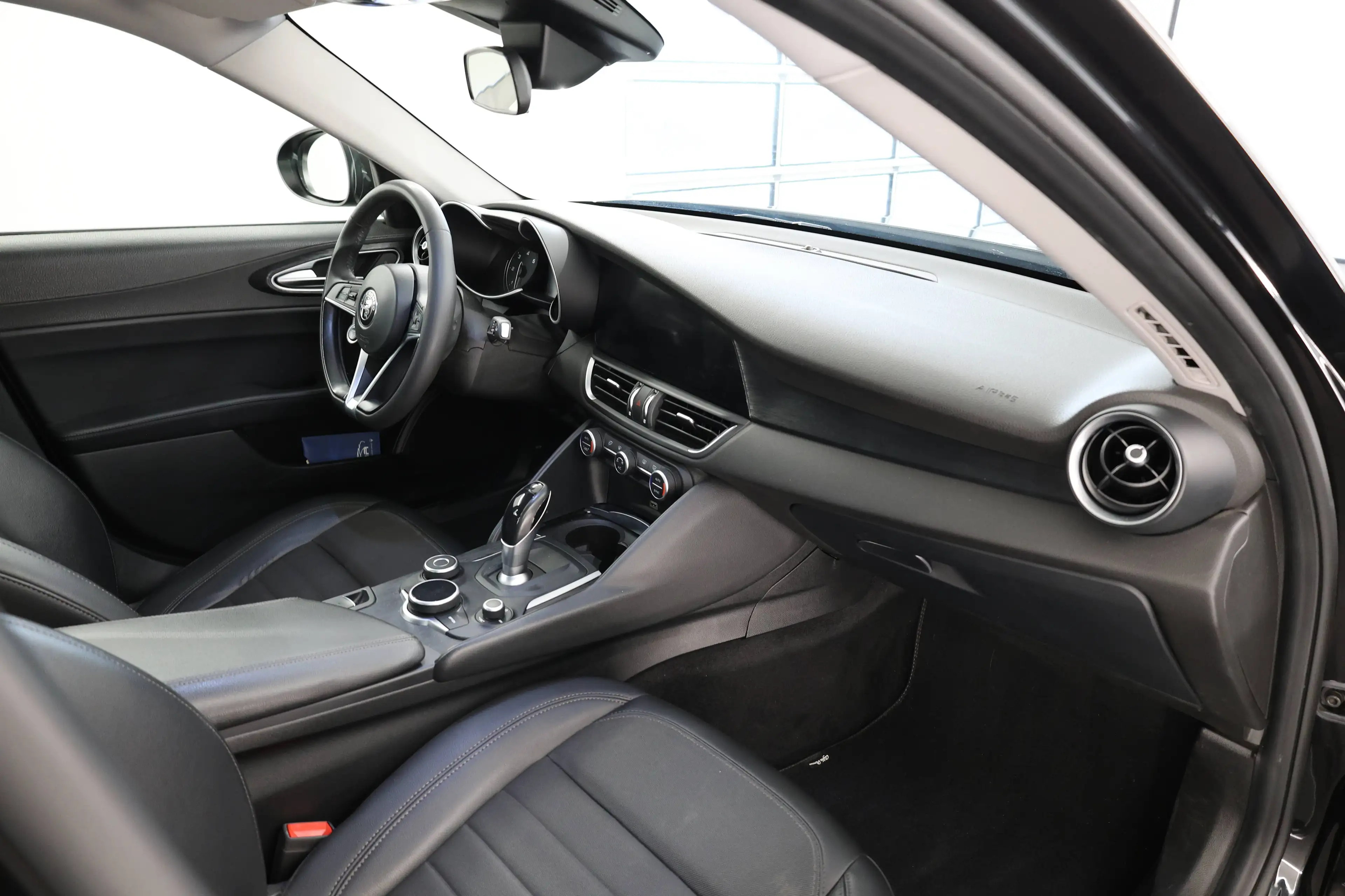 Alfa Romeo Giulia Giulia 2.2 JTDm B-Tech (EU6d-TEMP) — photo 12