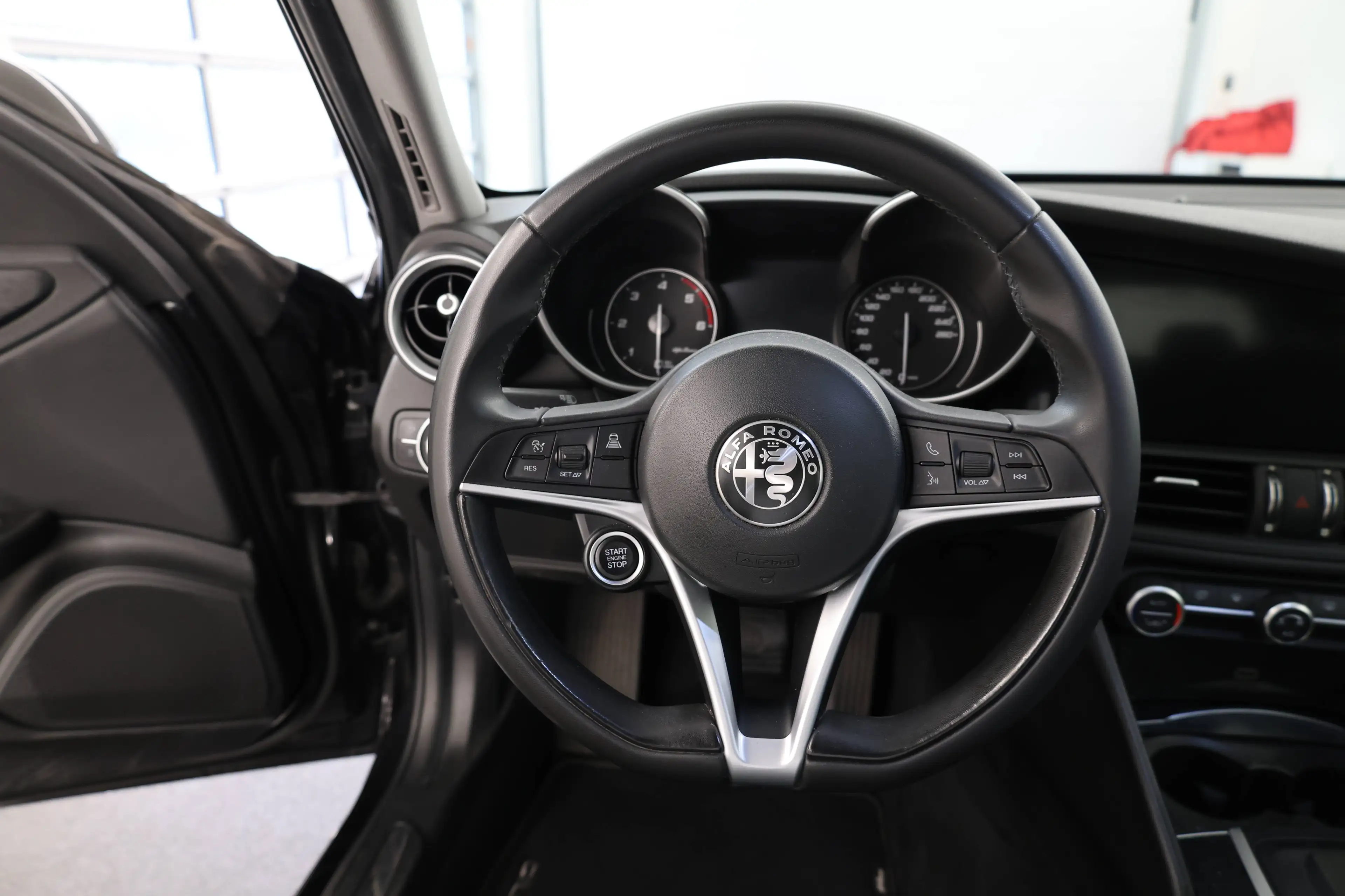 Alfa Romeo Giulia Giulia 2.2 JTDm B-Tech (EU6d-TEMP) — photo 10