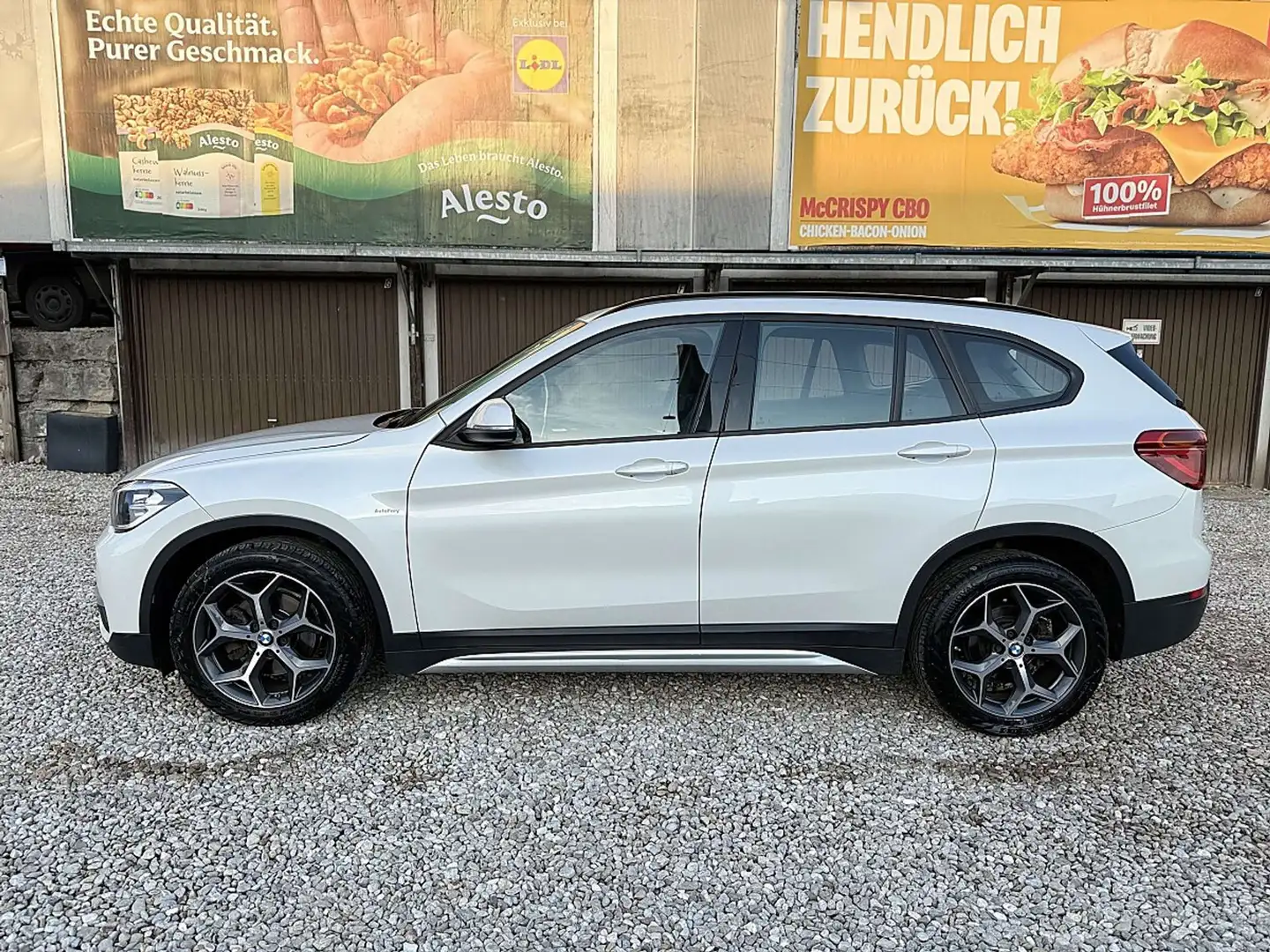 BMW X1 xDrive18d Aut. Weiß - 2
