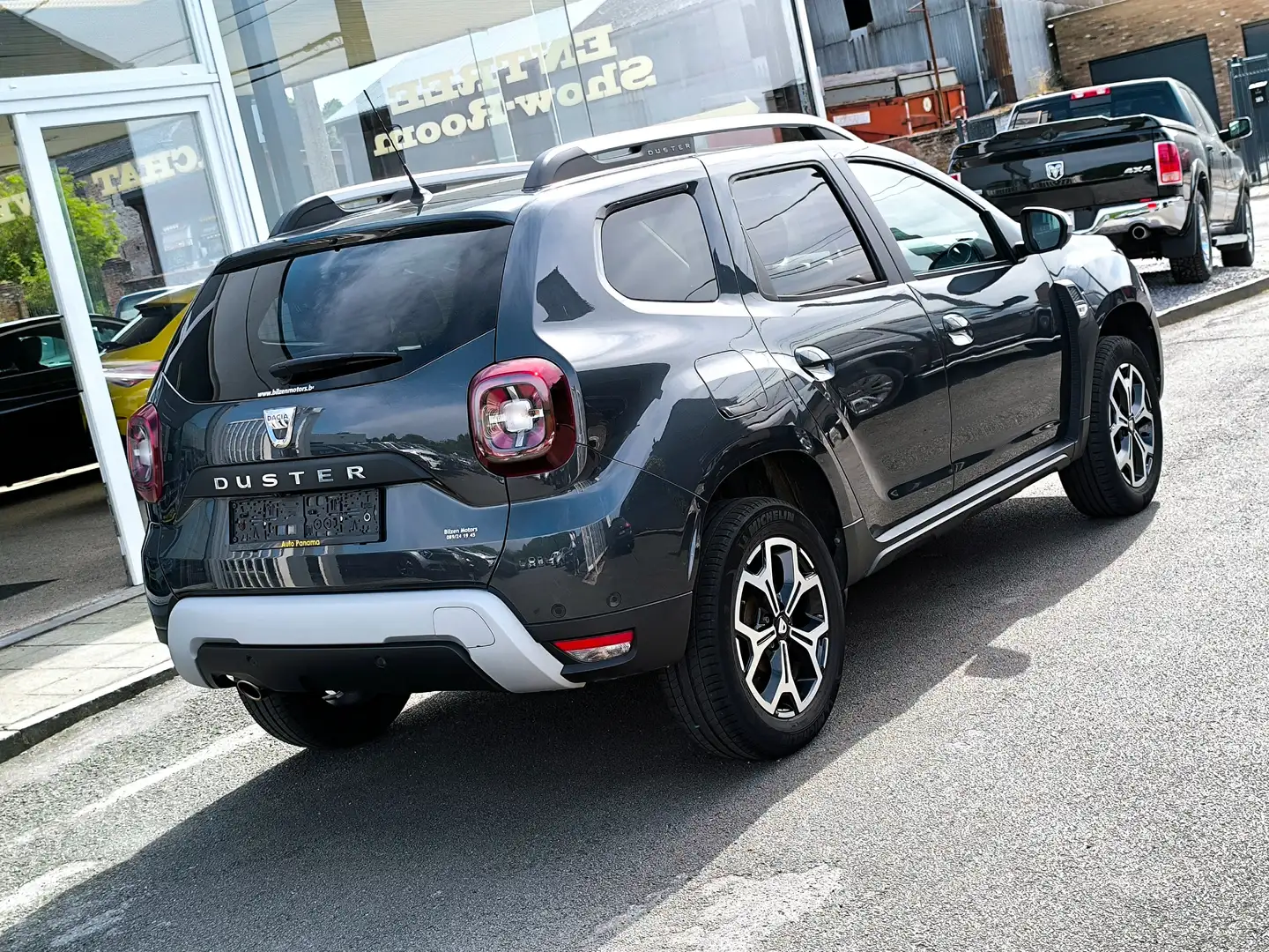 Dacia Duster Duster LPG ORIGINE 1.0 ECO-G  AIRCO GPS CAMERA Grijs - 2