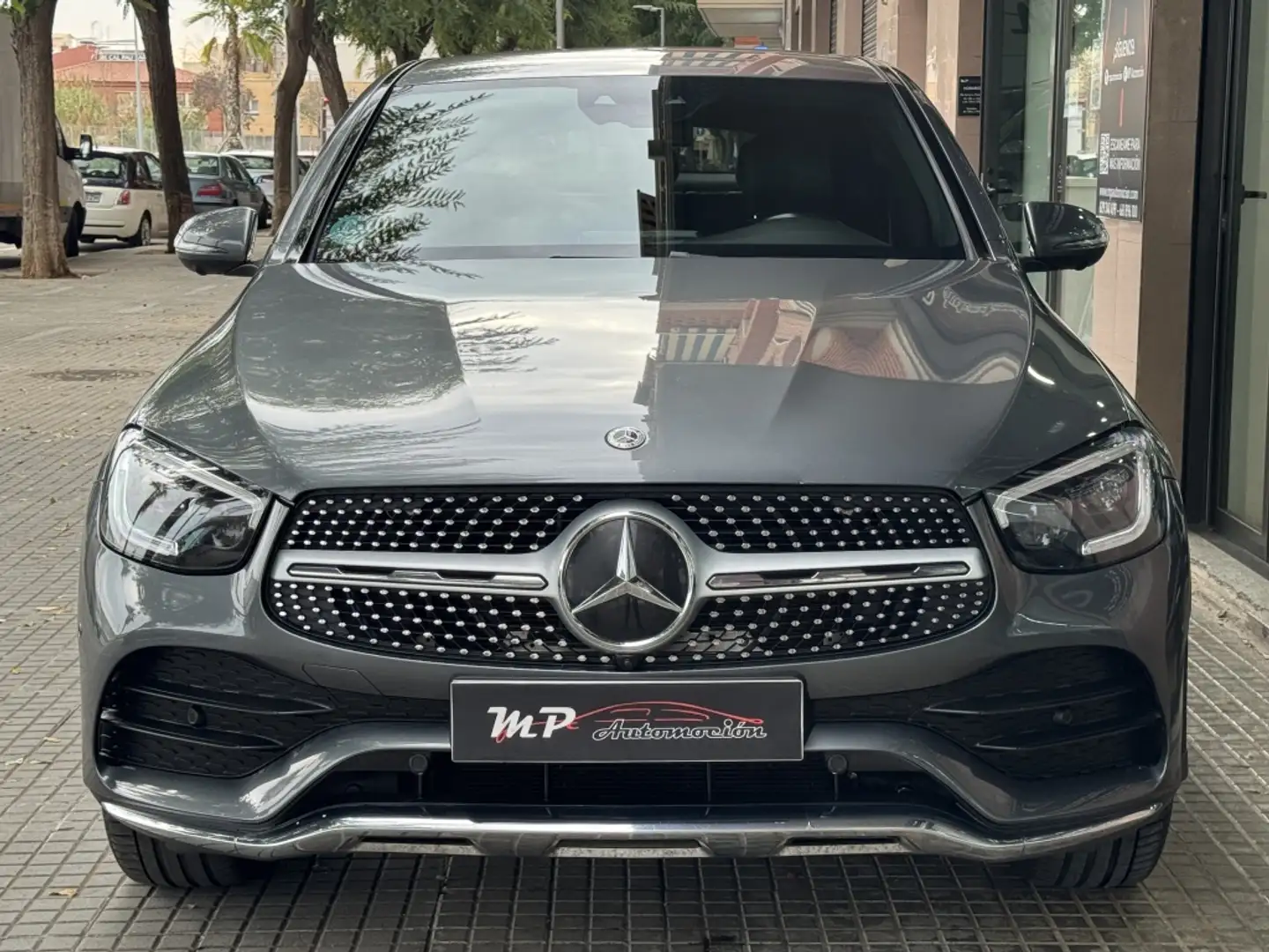 Mercedes-Benz GLC 220 Coupé 220d 4Matic 9G-Tronic Grau - 2