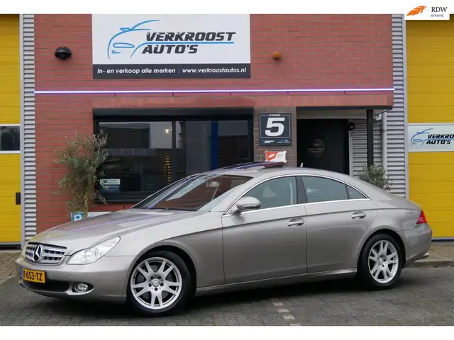 Mercedes-Benz CLS 350 CGI youngtimer. pano. camera. uniek mooie staat
