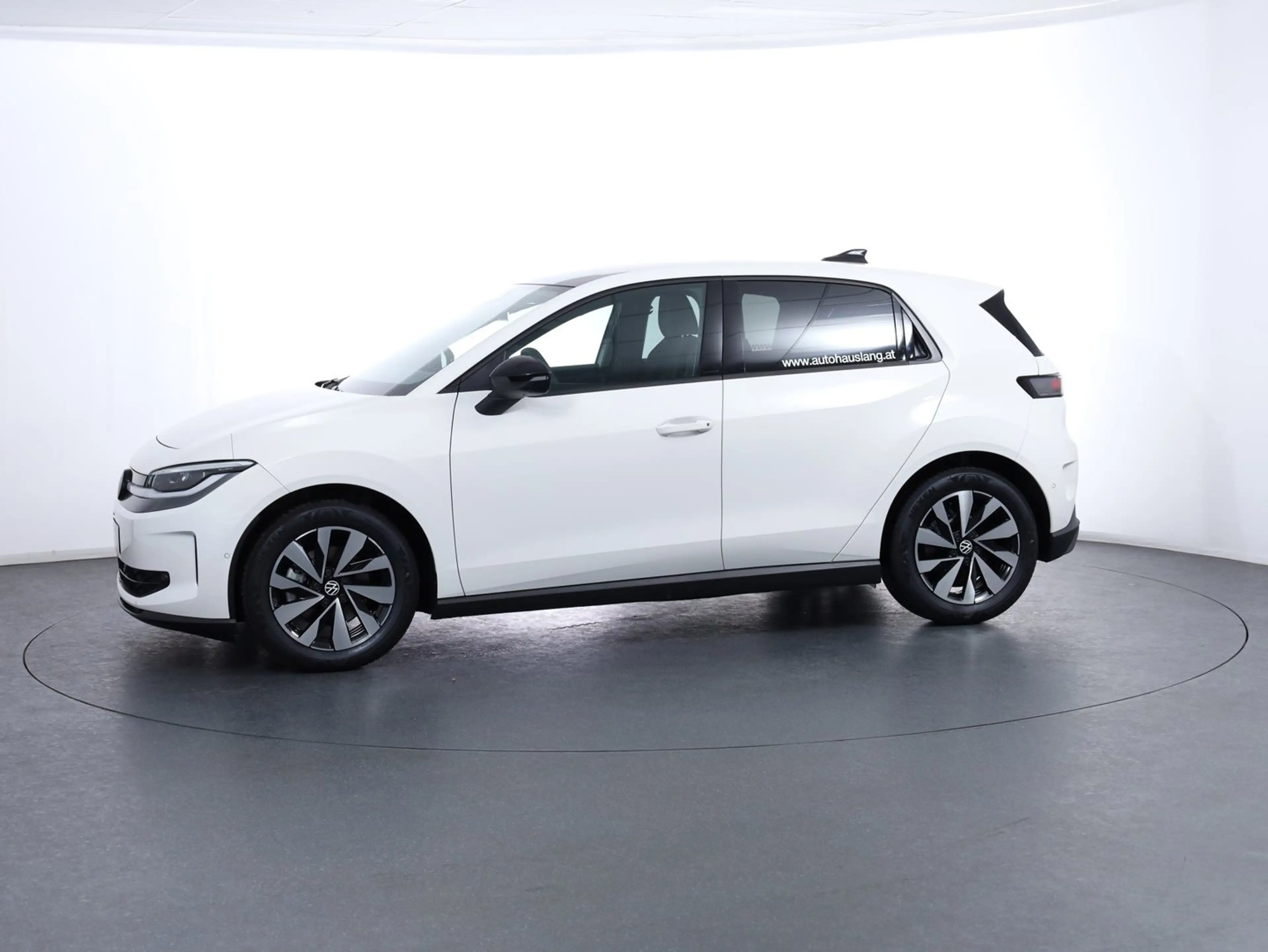 Volkswagen ID. Polo VW ID. Polo Style Edition+ 155 kW - 52 kWh — photo 8