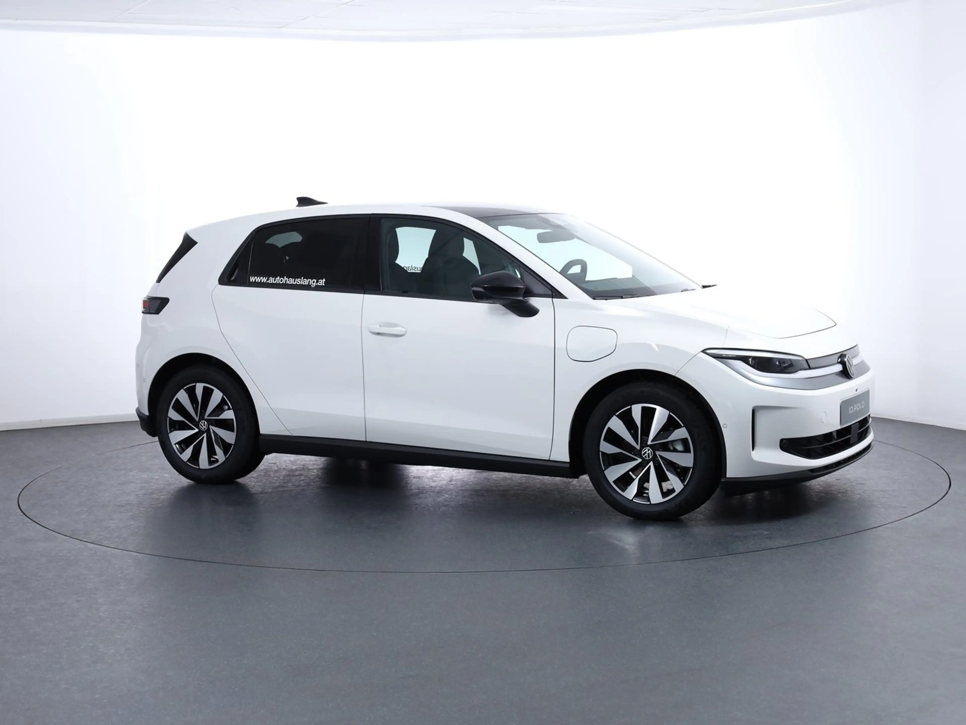 Volkswagen ID. Polo VW ID. Polo Style Edition+ 155 kW - 52 kWh — photo 3