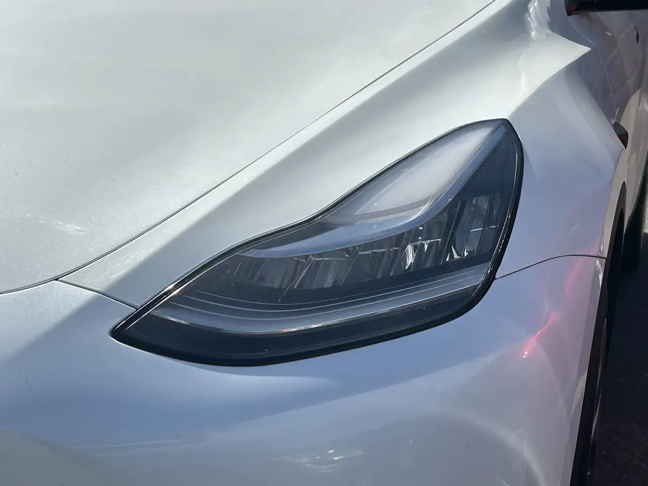Tesla Model Y снимка Tesla Model Y