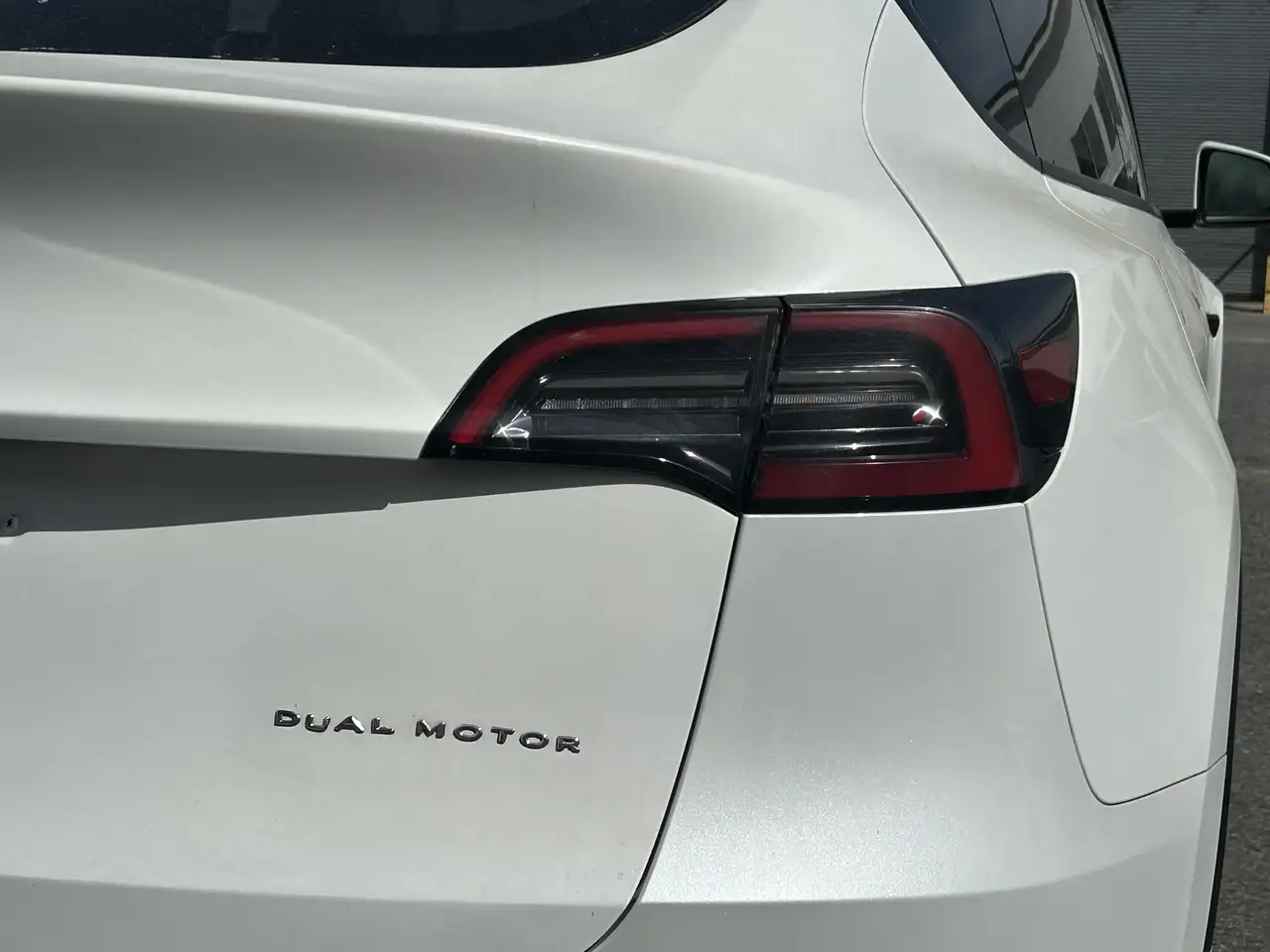 Tesla Model Y снимка Tesla Model Y