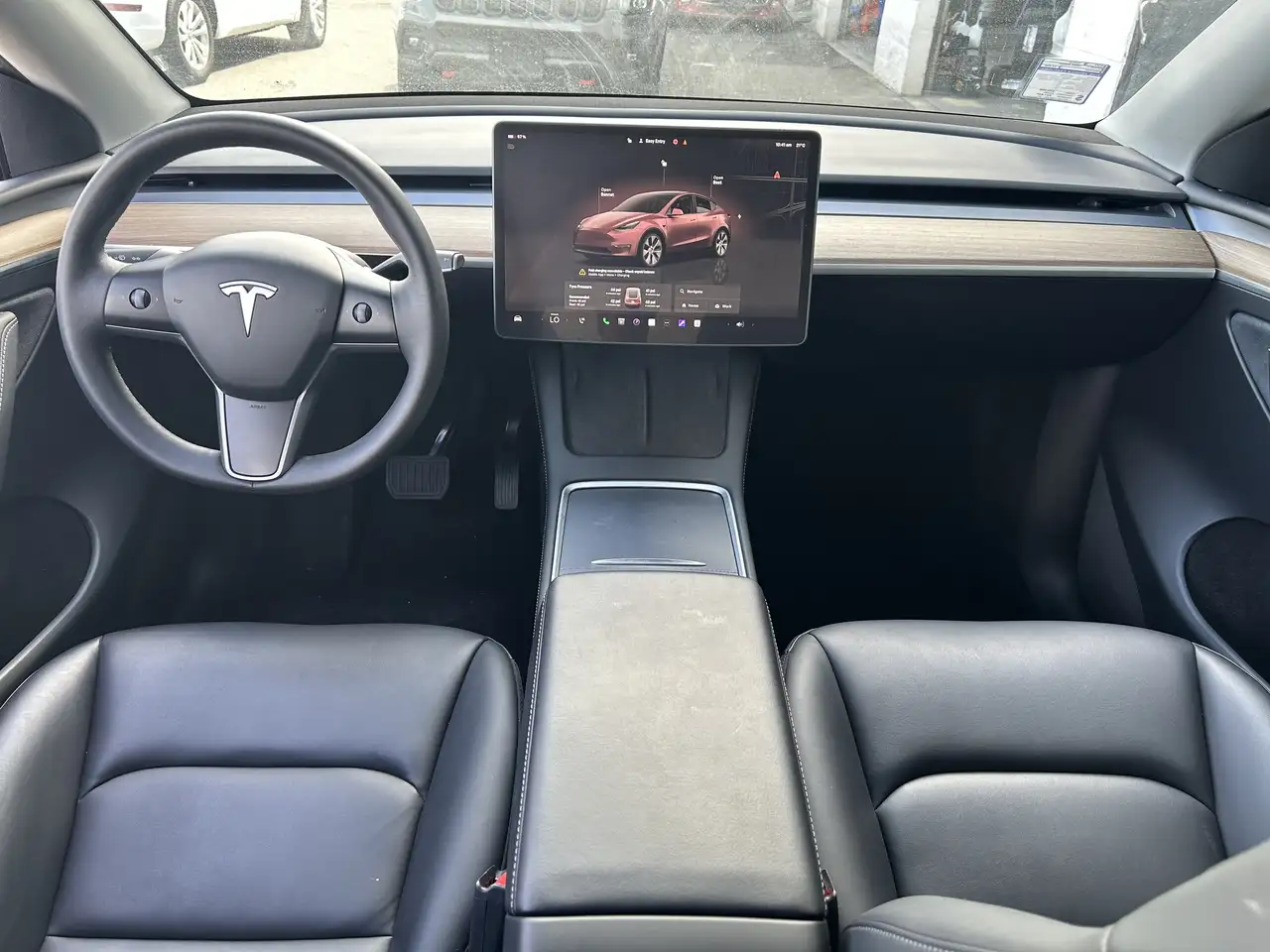 Tesla Model Y снимка Tesla Model Y