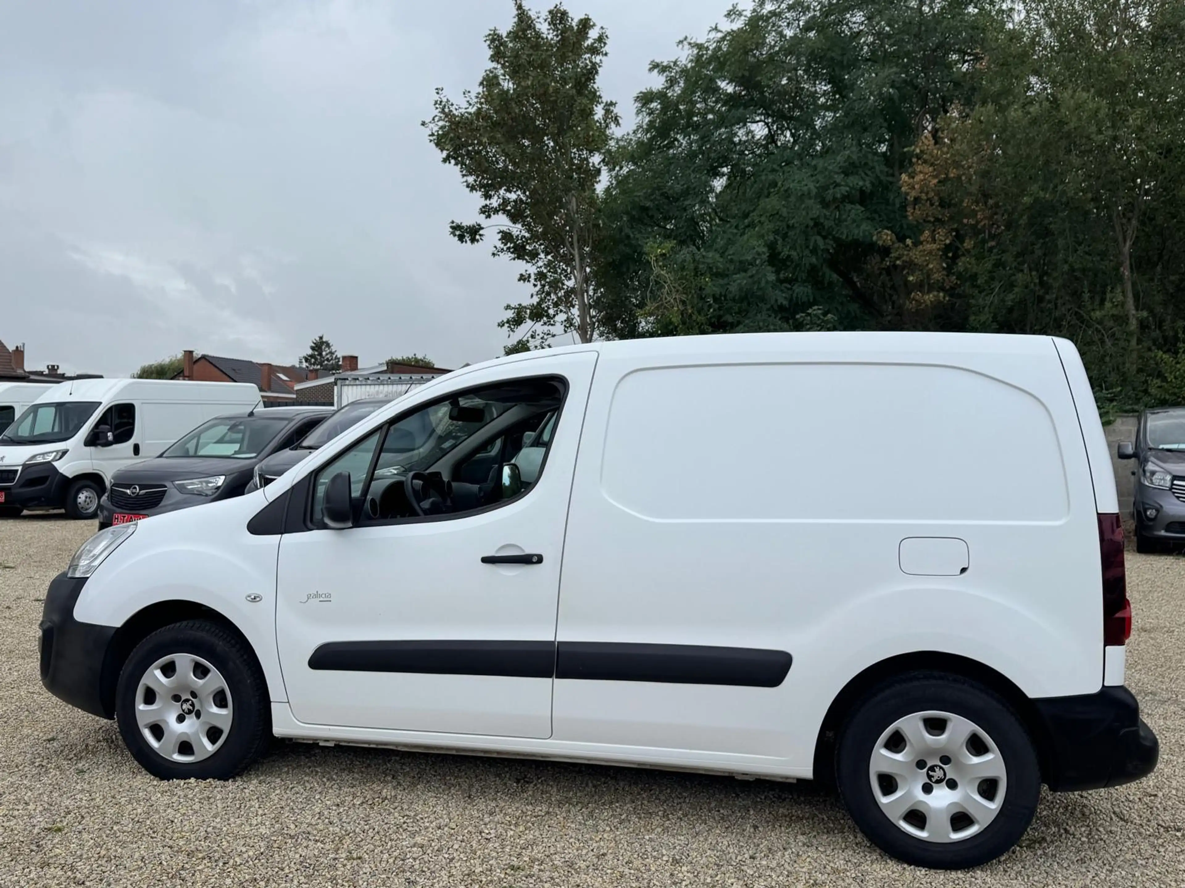 Peugeot Partner 1.6 BlueHDi/Utilitaire/3 places/Airco/Gps/Tvac — photo 5