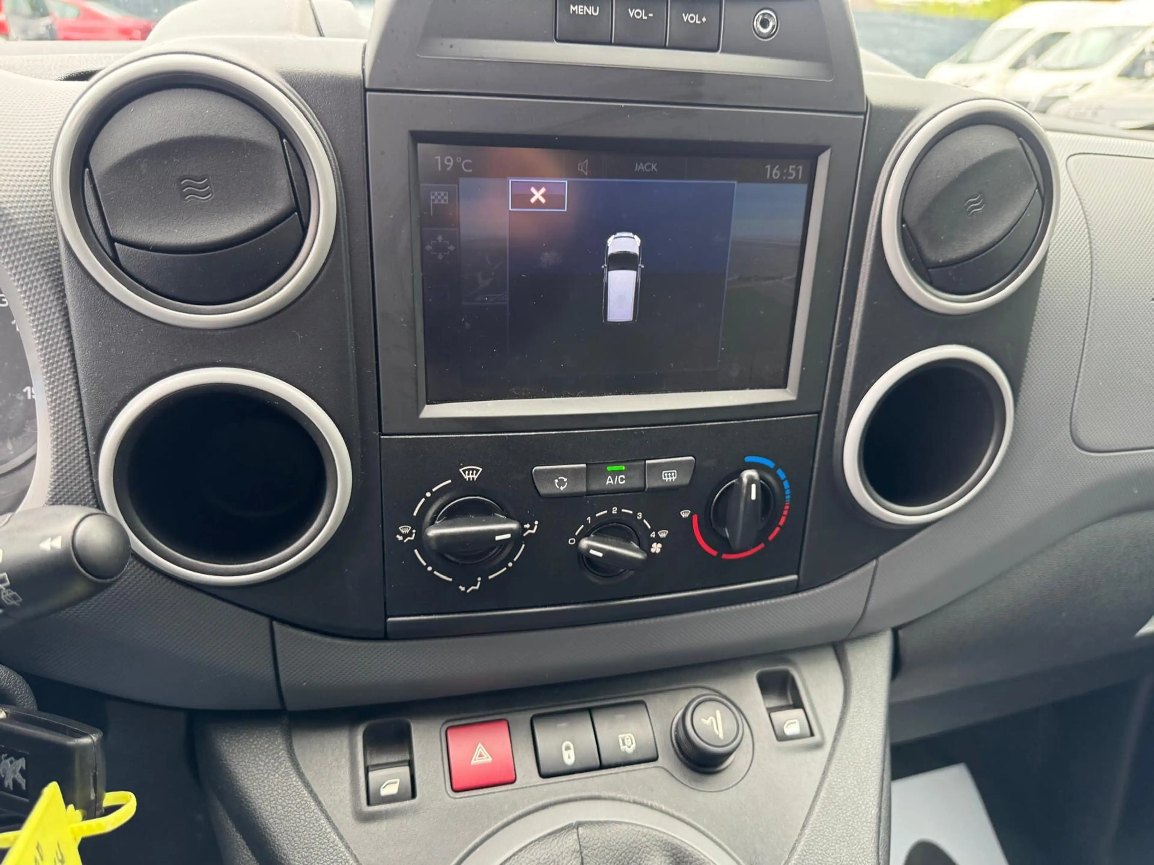 Peugeot Partner 1.6 BlueHDi/Utilitaire/3 places/Airco/Gps/Tvac — photo 11