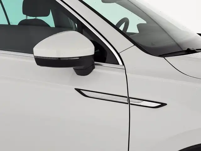 Volkswagen Tiguan view 17