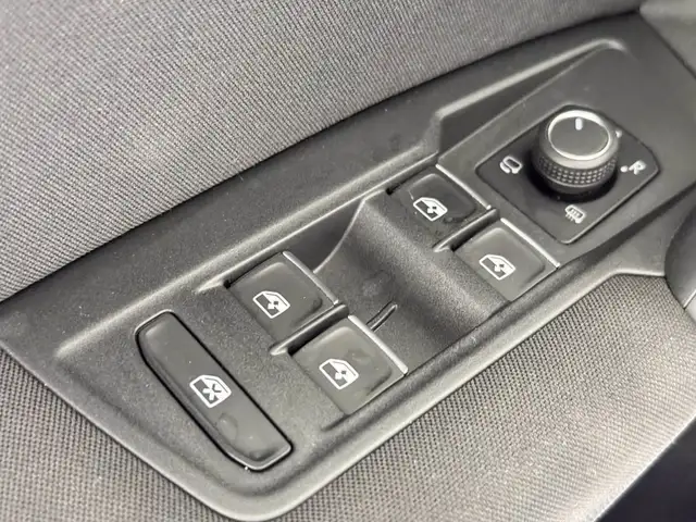 Volkswagen Tiguan view 21