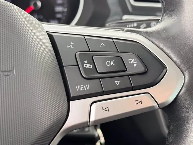 Volkswagen Tiguan view 23