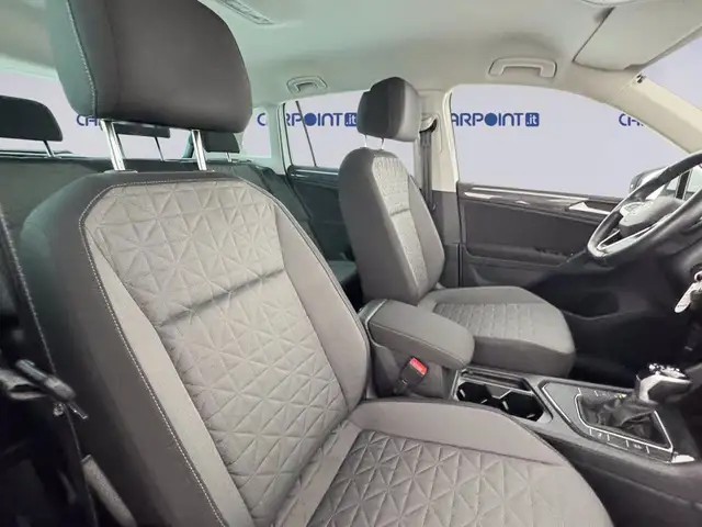 Volkswagen Tiguan view 9
