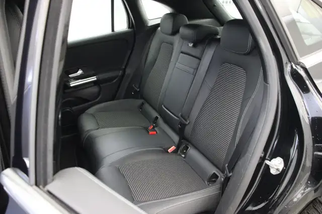 Mercedes-Benz Eqa view 12