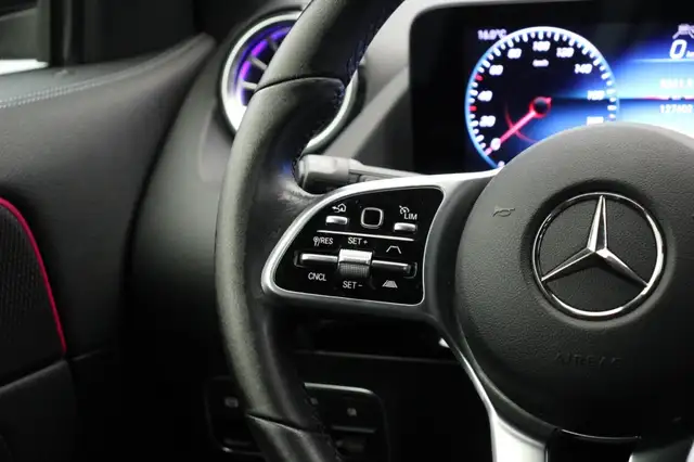Mercedes-Benz Eqa view 8