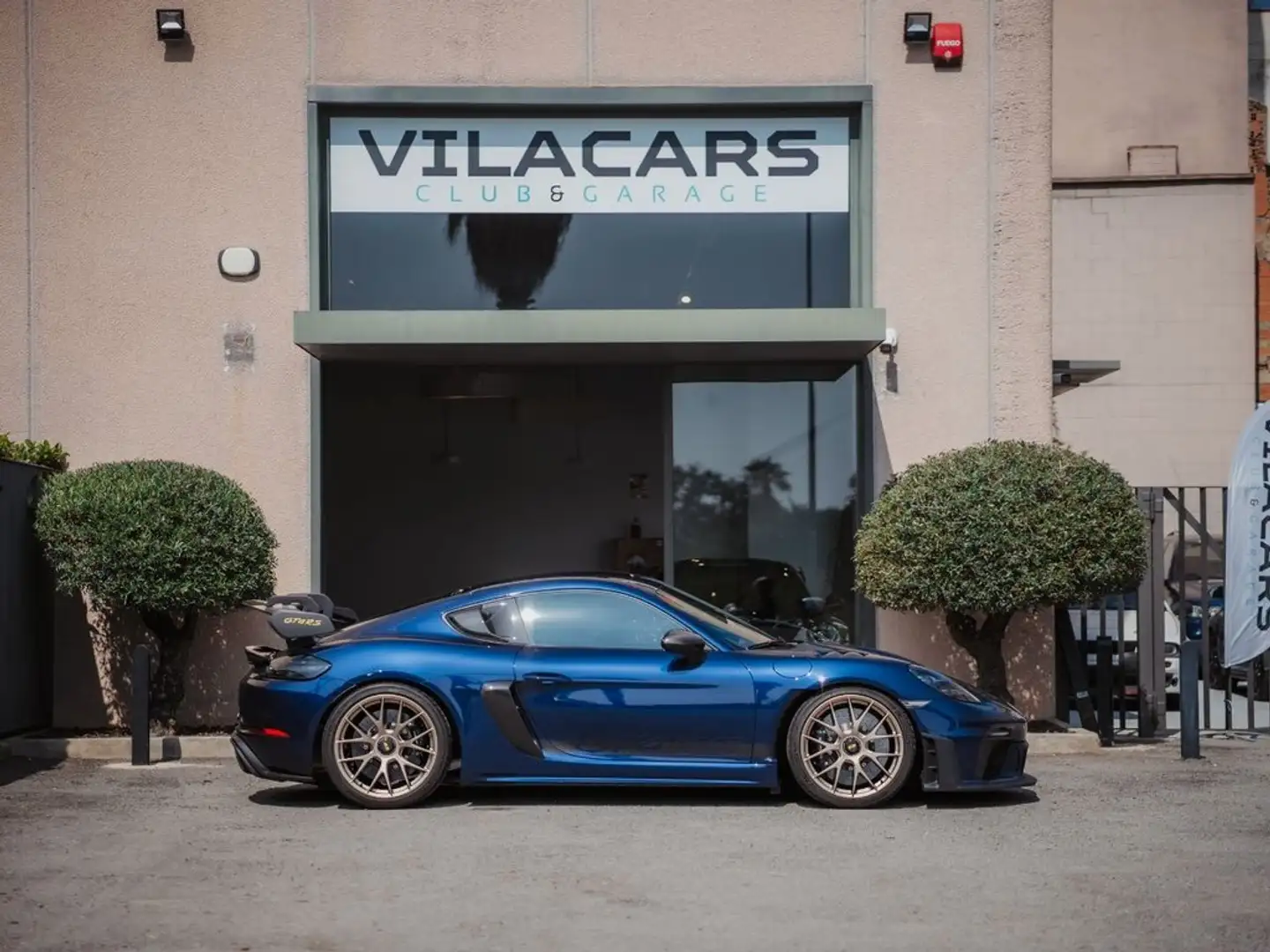 Porsche 918 Cayman GT4 RS Bleu - 2