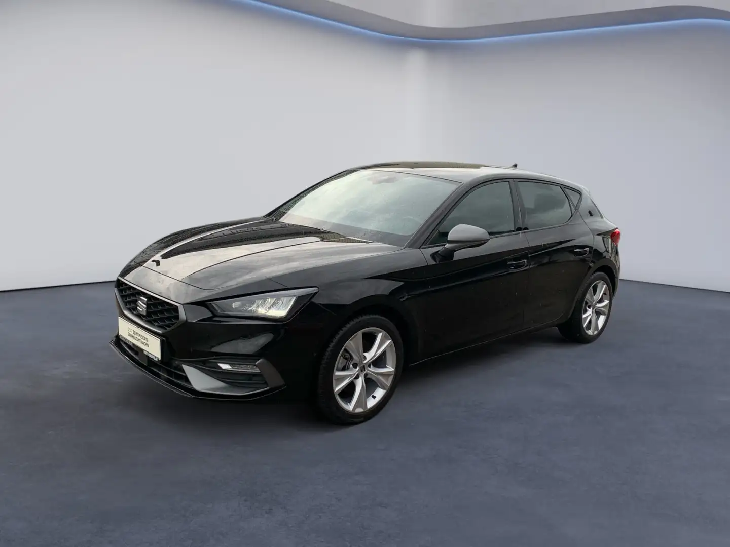 SEAT Leon 1.5 eTSI NAVI+ACC+RFK Schwarz - 1