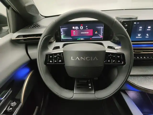Lancia Ypsilon view 10