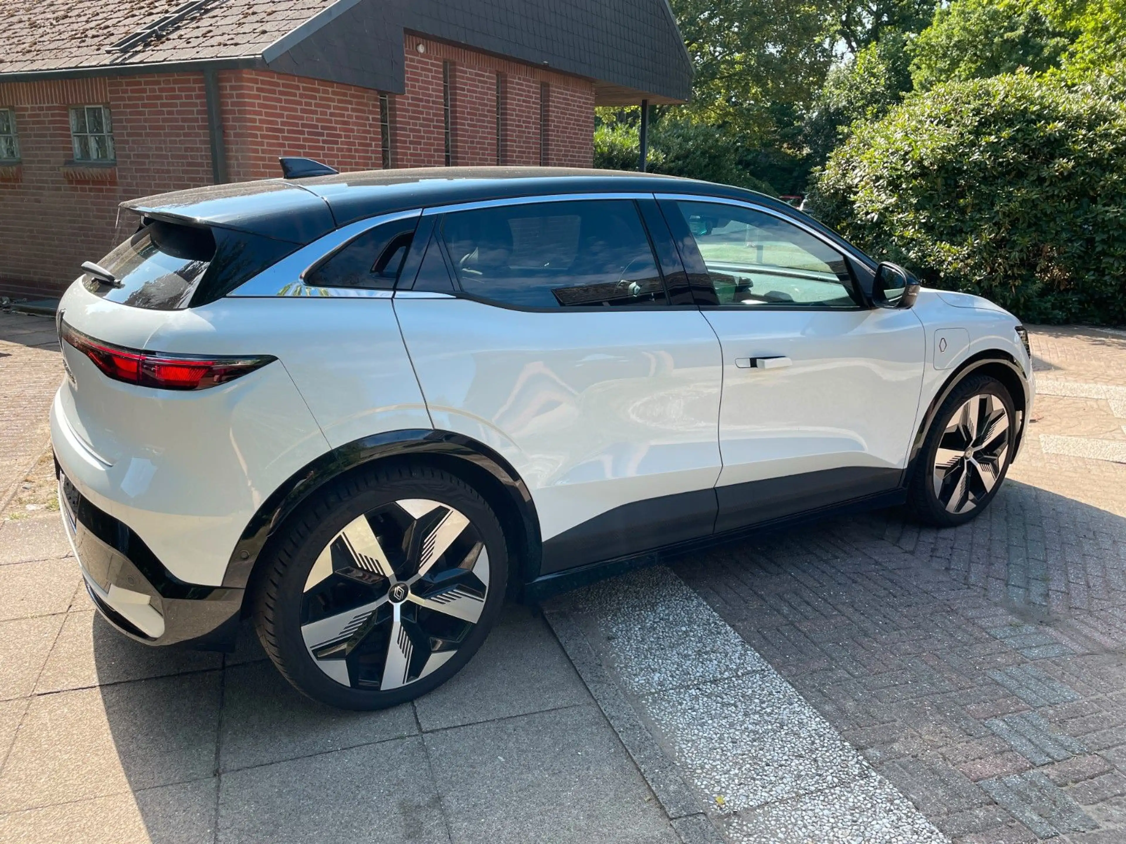 Renault Megane E-Tech Megane E-Tech Electric Techno — photo 10