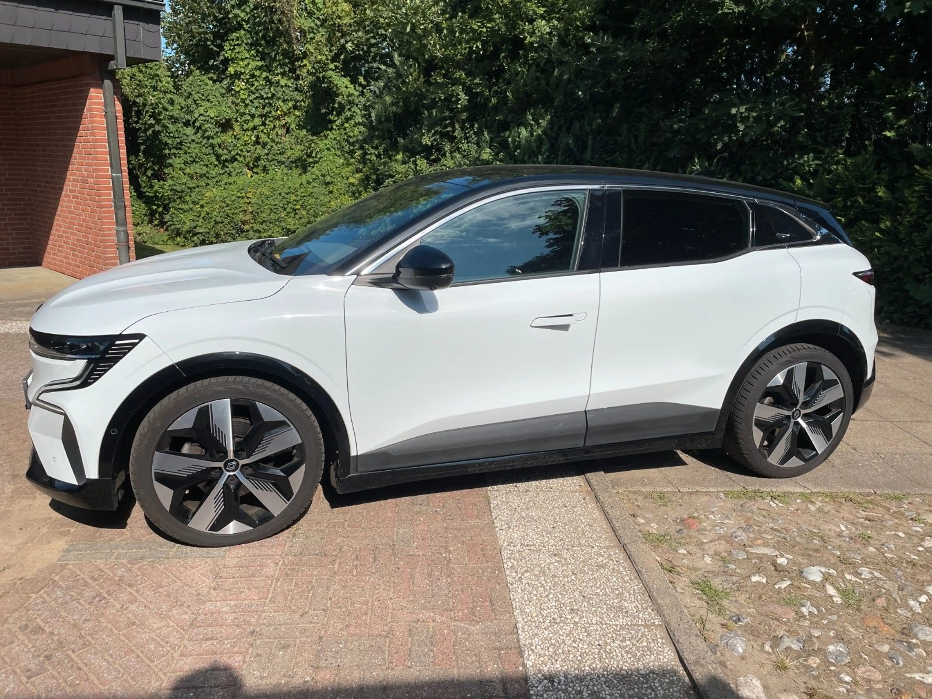Renault Megane E-Tech Megane E-Tech Electric Techno — photo 2