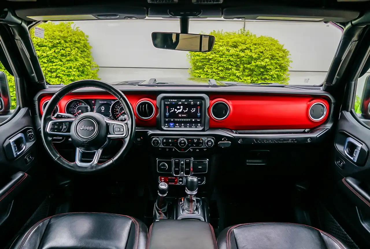 Jeep Wrangler photo Jeep Wrangler