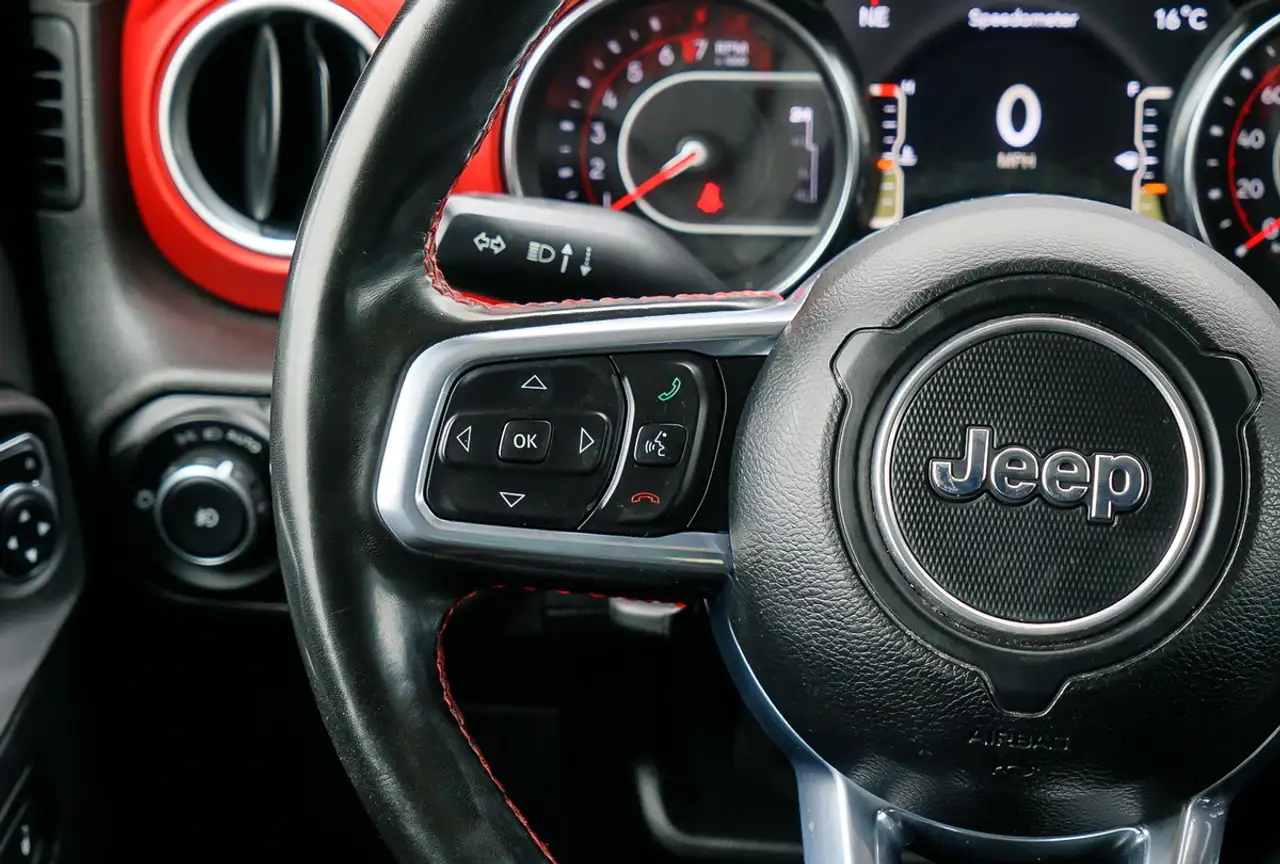Jeep Wrangler photo Jeep Wrangler
