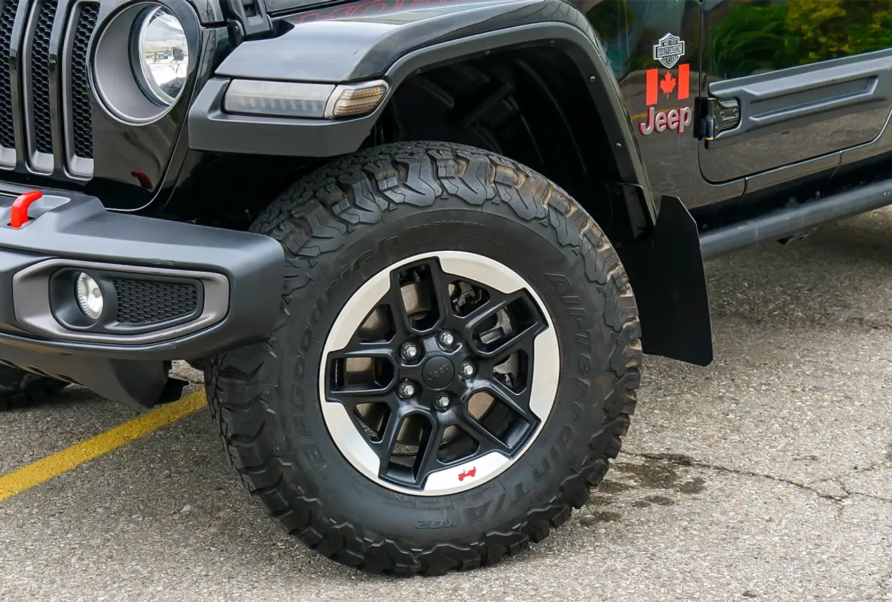Jeep Wrangler photo Jeep Wrangler