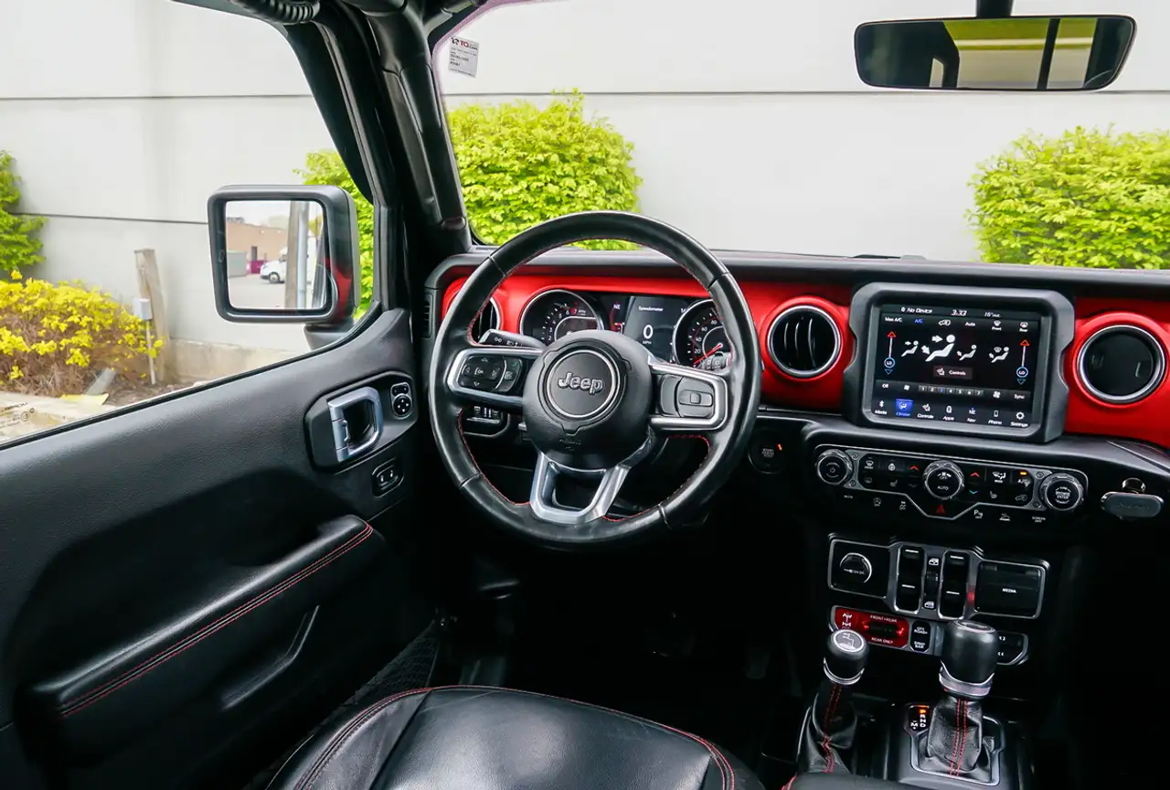 Jeep Wrangler photo Jeep Wrangler
